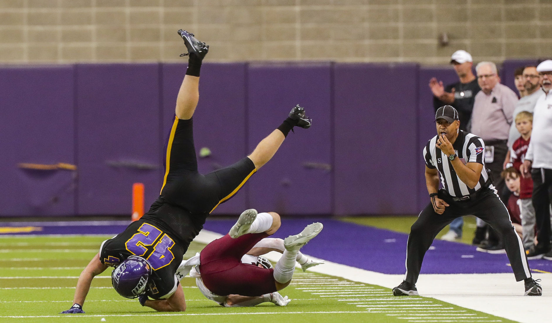 CFBall UNI vs. SIU 5